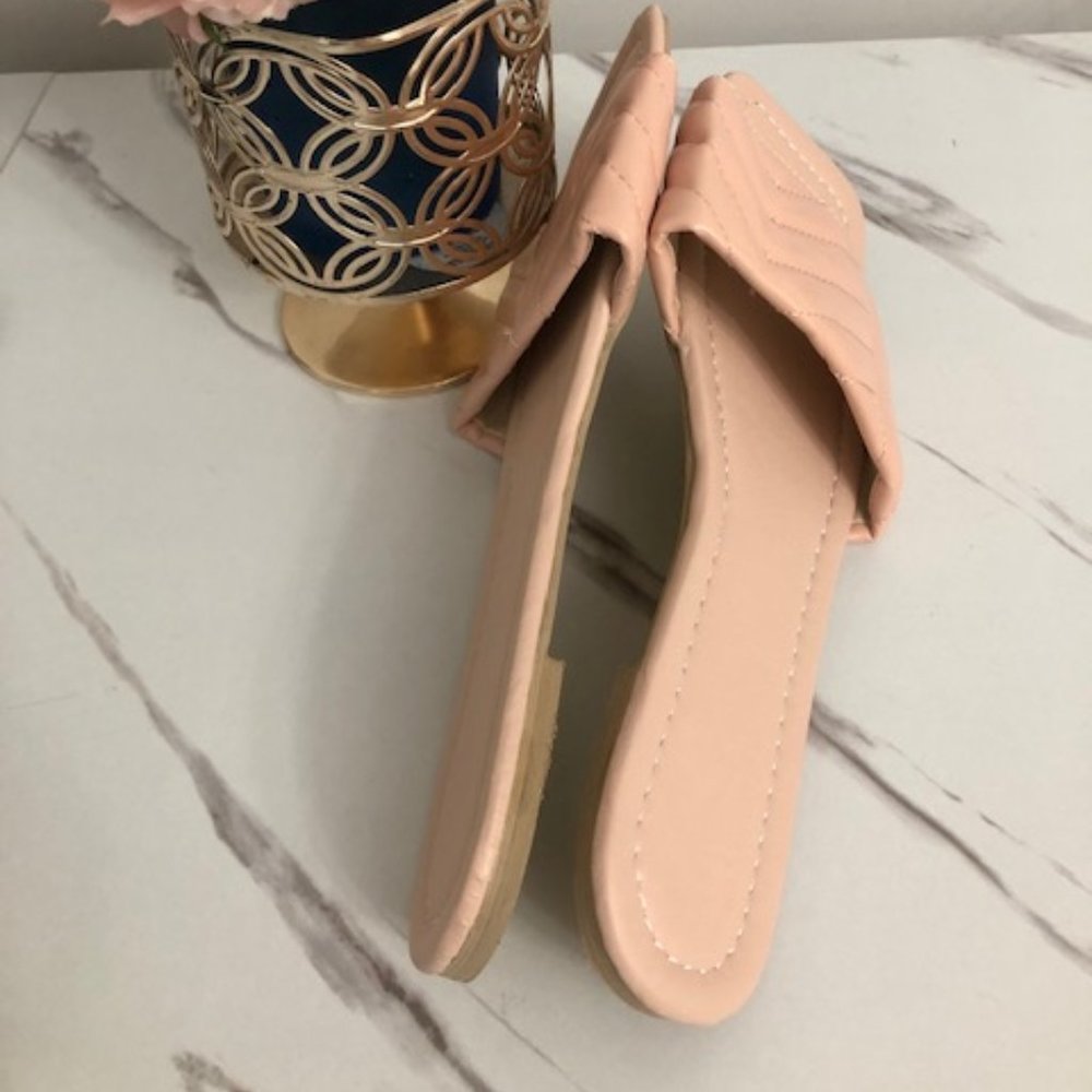 Quilted Square Toe Slide Flat Sandals - Picture 12 of 12